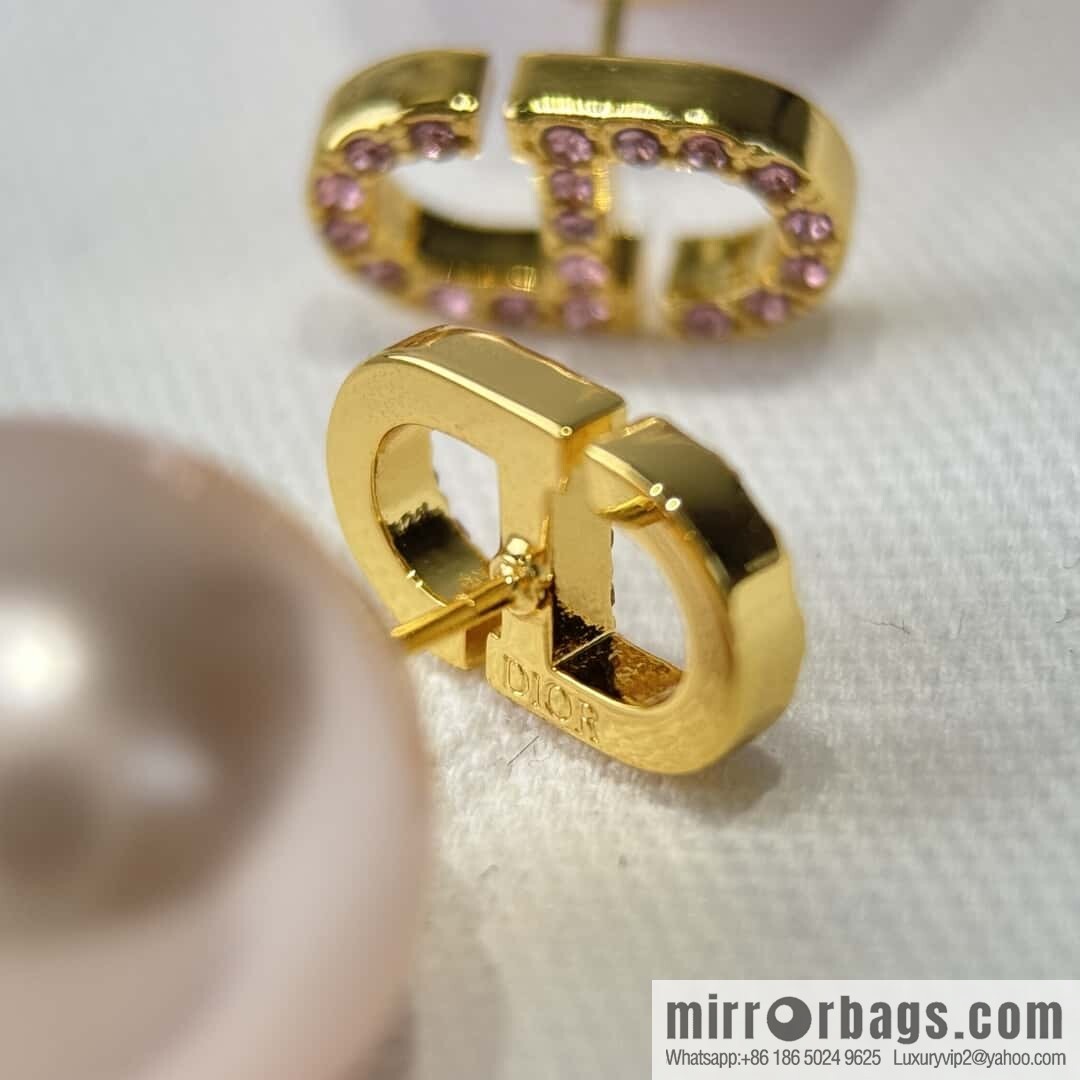 ☀️New ☑️ Dior pink pearl CD stud earrings
