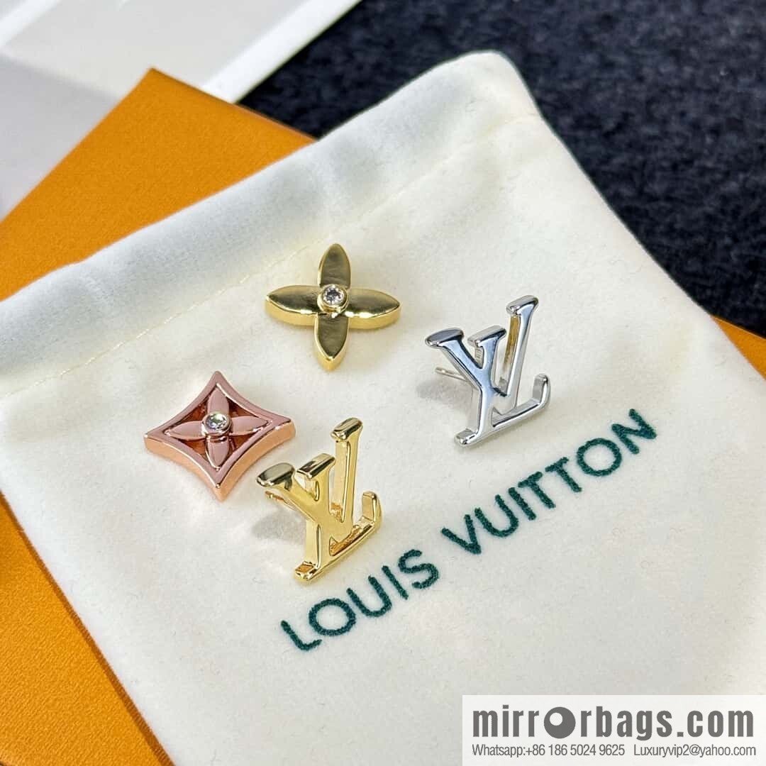 ❗️New ❗️ ☀ Original ☀ Louis Vuitton LV letter diamond stud earrings ☀