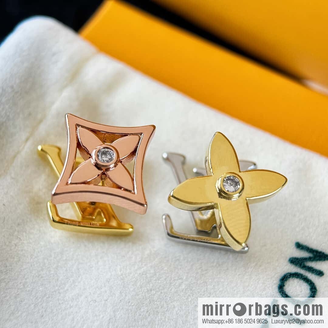 ❗️New ❗️ ☀ Original ☀ Louis Vuitton LV letter diamond stud earrings ☀