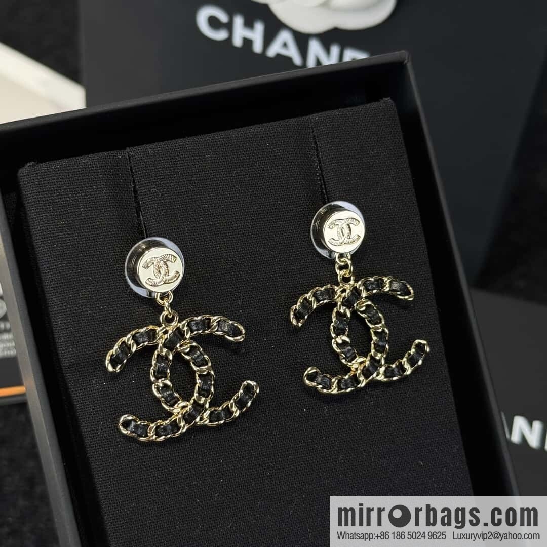 ❗️New ❗️ ☀️ new ☑️ Chanel c2 double c black leather rope stud earrings ☀️