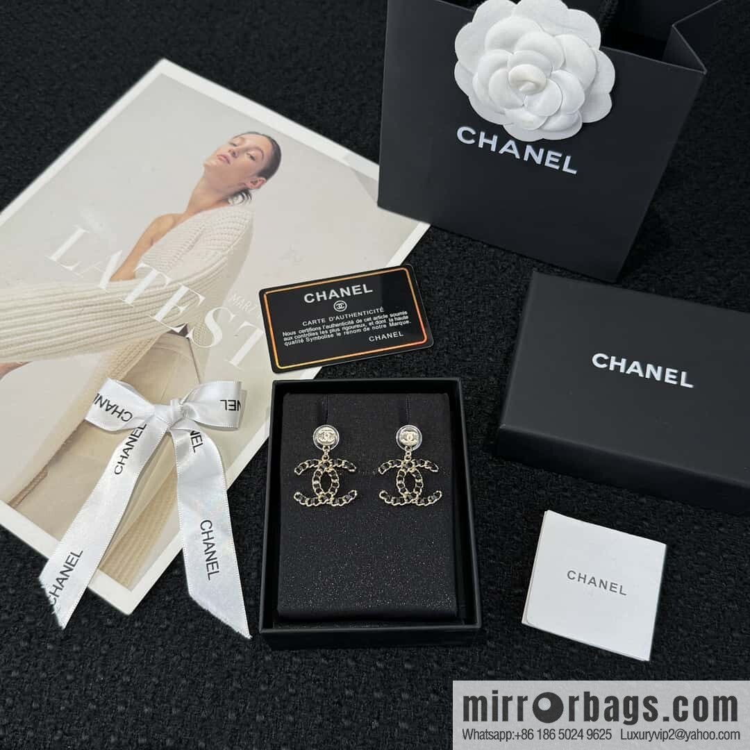 ❗️New ❗️ ☀️ new ☑️ Chanel c2 double c black leather rope stud earrings ☀️