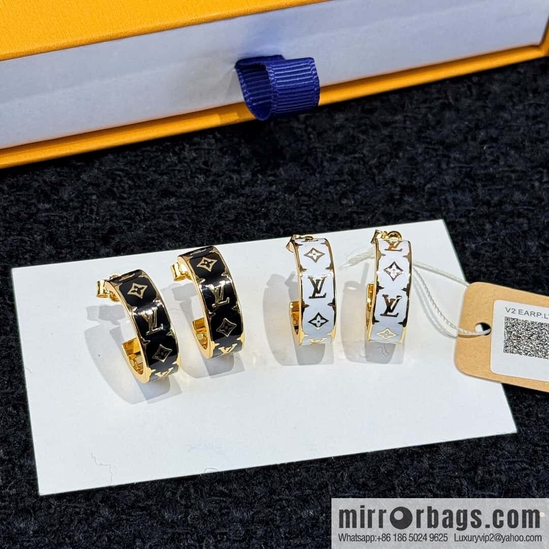 ❗️New ❗️ ☀ Original ☀ Louis Vuitton LV stud earrings ☀