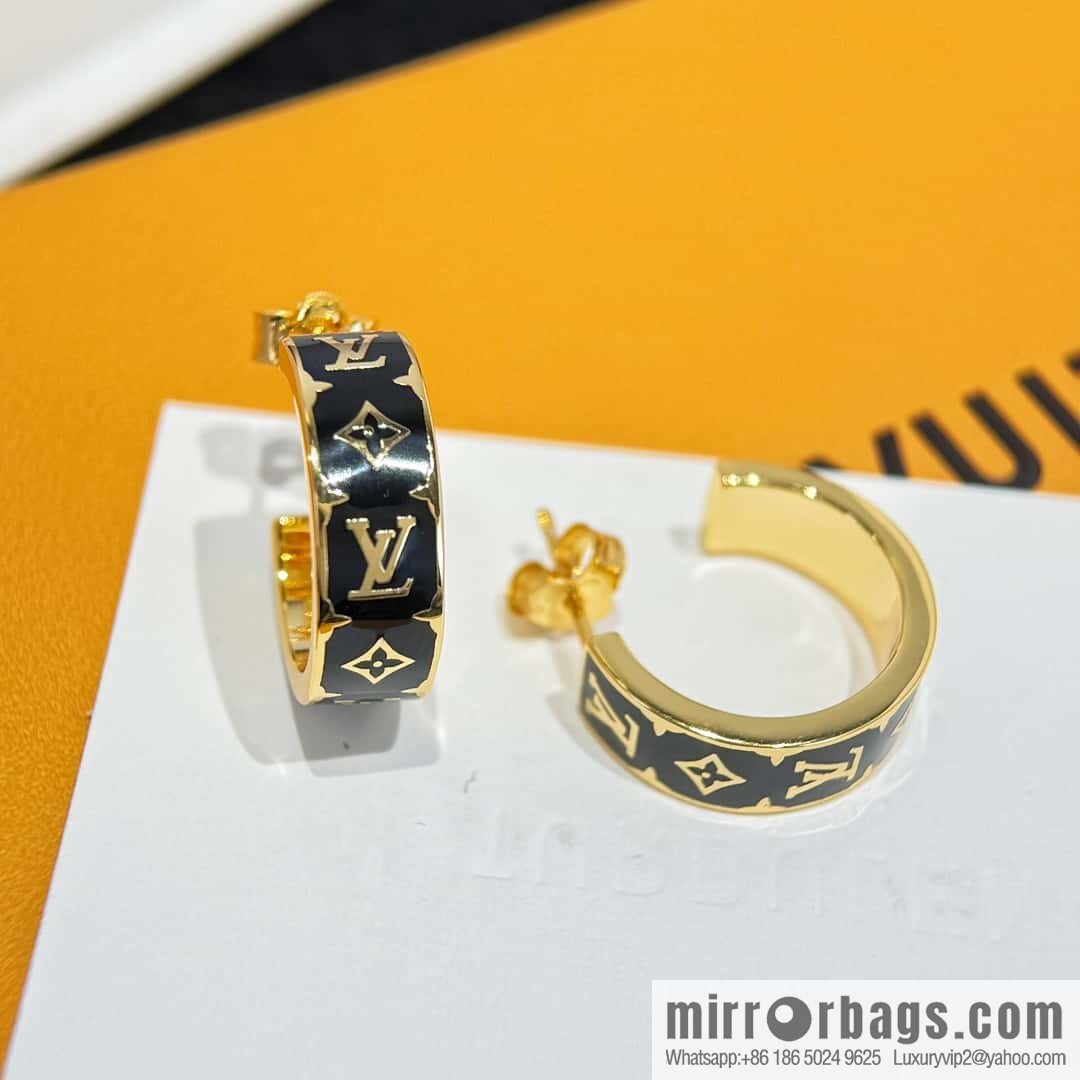 ❗️New ❗️ ☀ Original ☀ Louis Vuitton LV stud earrings ☀