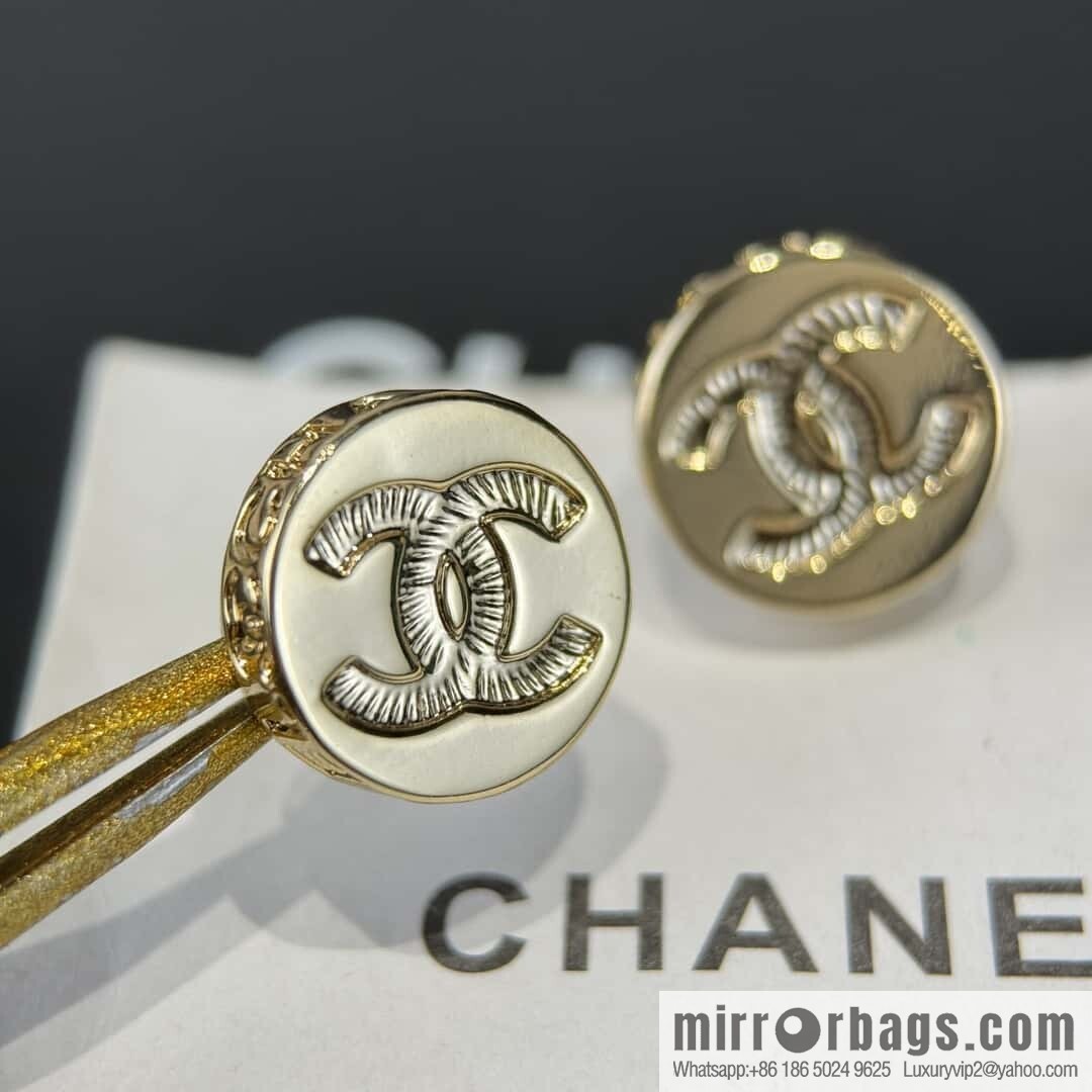 ❗️New ❗️ ☀️ new ☑️ Chanel double c round button stud earrings ☀️