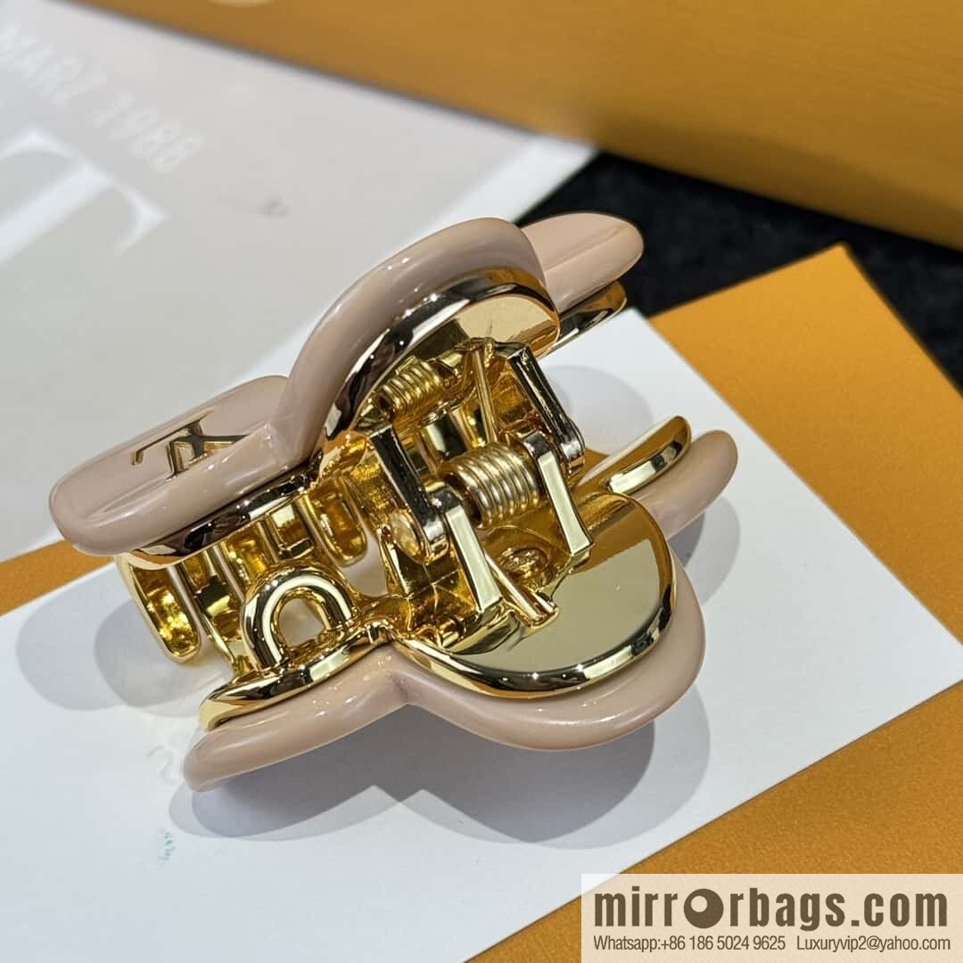 ❗️New ❗️ ☀ Original ☀ Louis Vuitton LV hair grab hairpin hairpin ☀