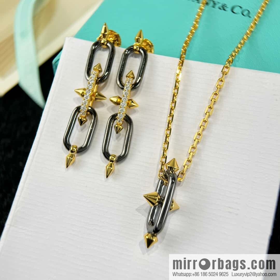 ❗️New ❗️ ☀️ Tiffany & co Tiffany Titan Jewelry Collection Tiffany Titan by Pharrell Williams Trident Gun Black Necklace ☀️