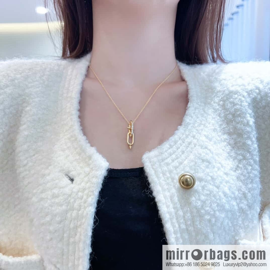 ❗️New ❗️ ☀️ Tiffany & co Tiffany Titan Jewelry Collection Tiffany Titan by Pharrell Williams Trident Necklace ☀️