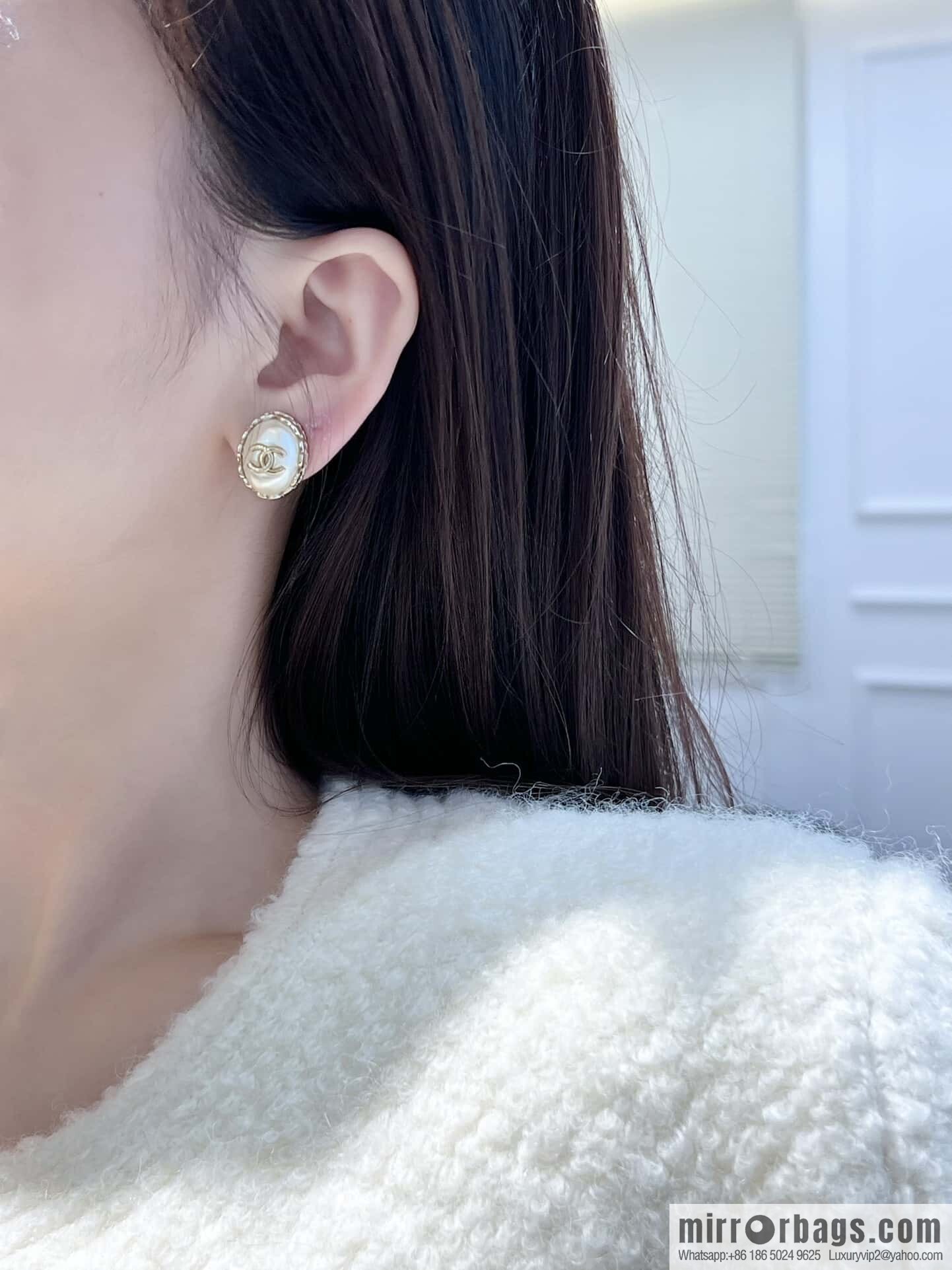 ❗️New ❗️ ☀️ new ☑️ Chanel double c oval stud earrings ☀️