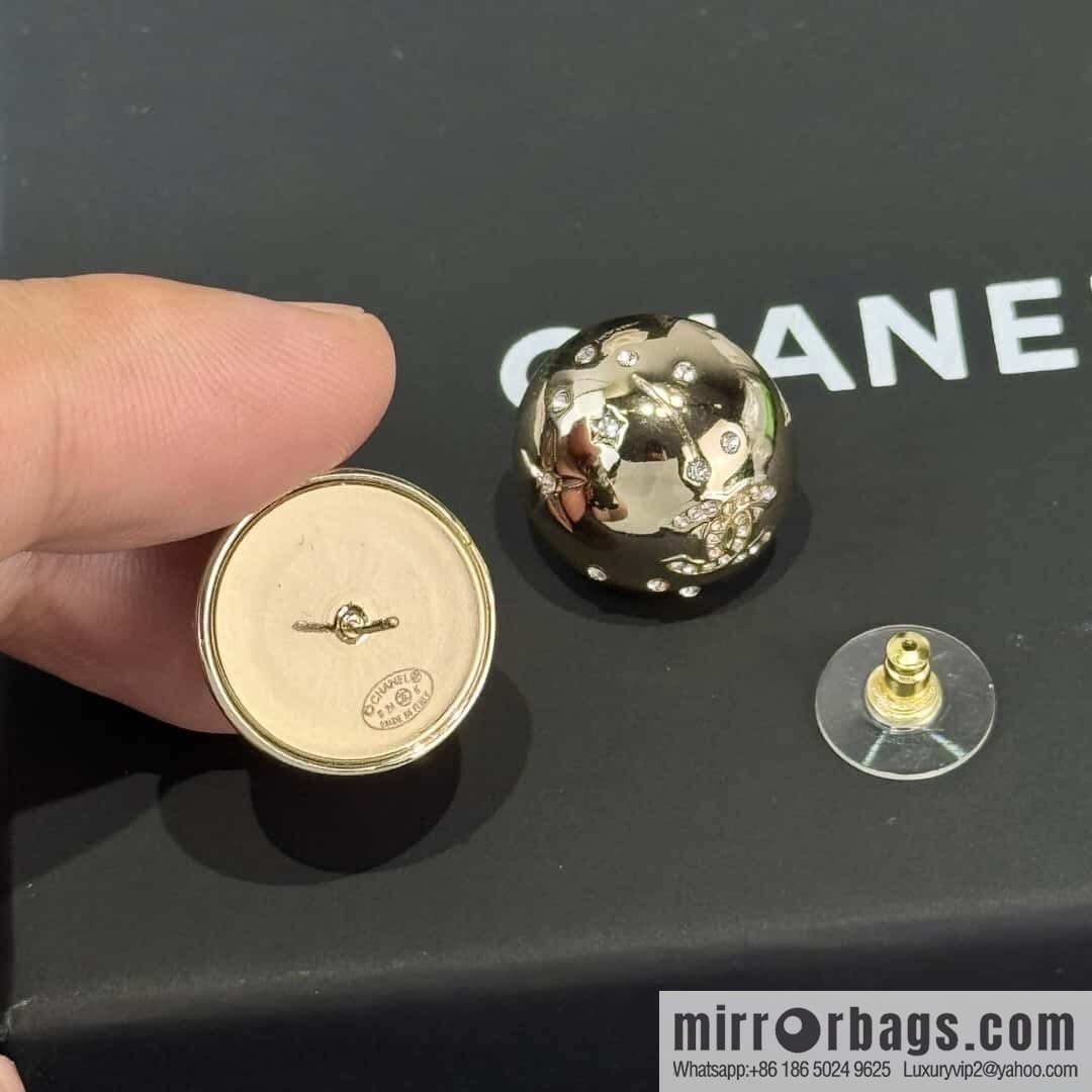 ❗️New ❗️☀️ new ☑️ chanel c1 double c round mirror stud earrings ☀️