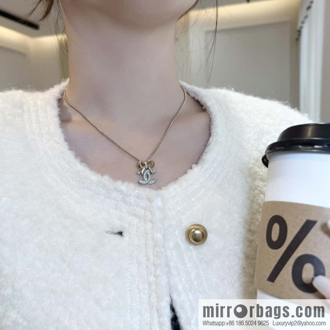❗️New ❗️☀️ New ☑️ Chanel Double C Clover Necklace ☀️