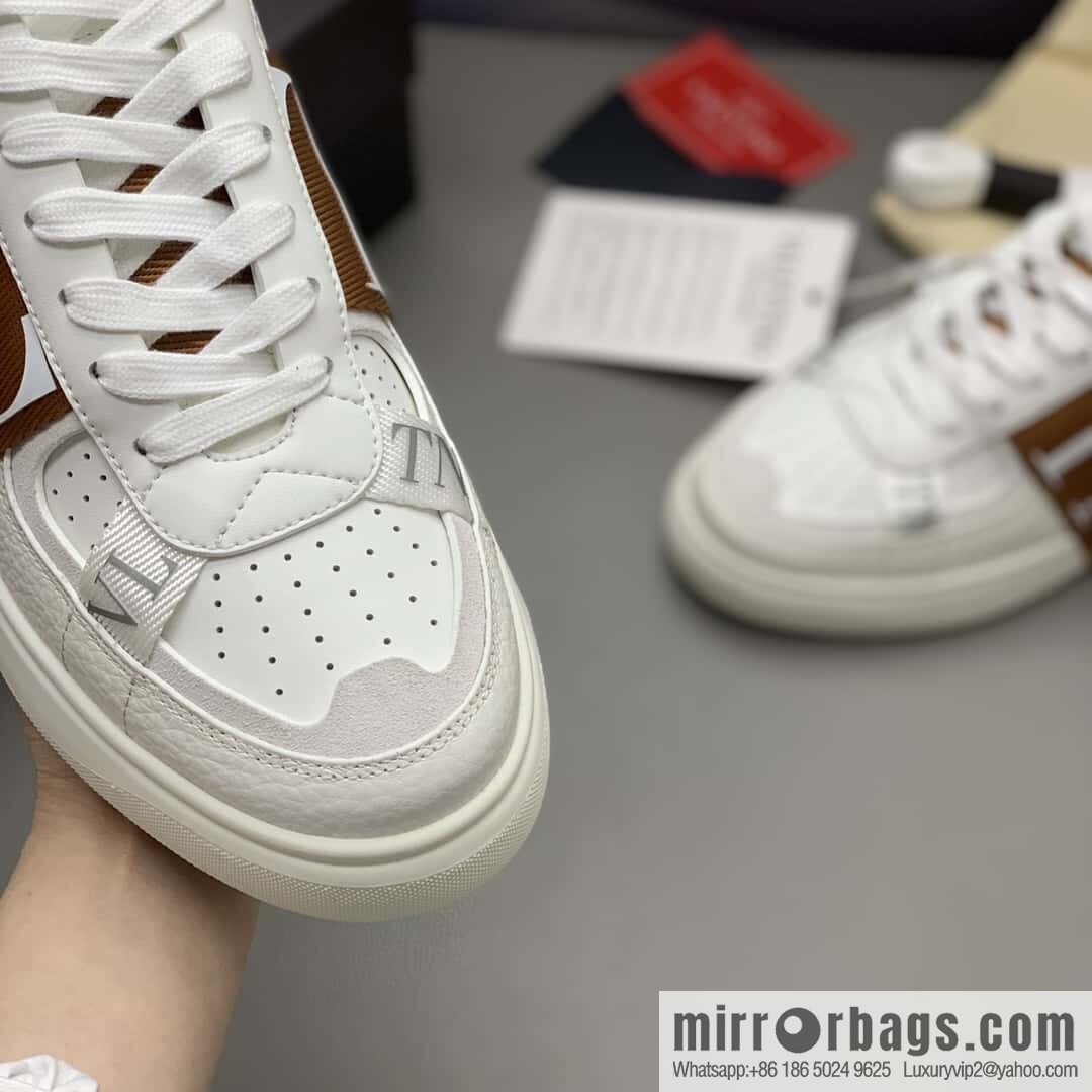 Valentino 🔥 men's and women's sneakers