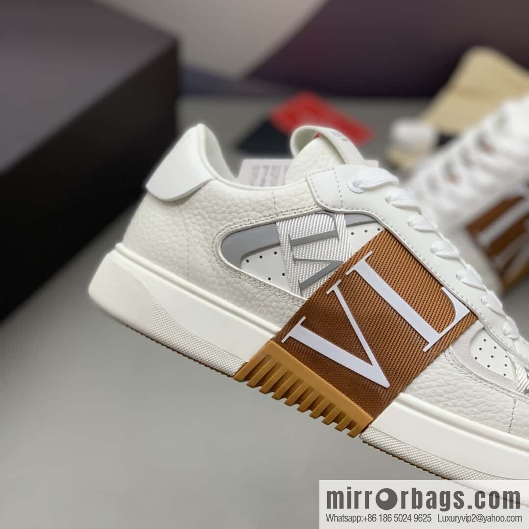 Valentino 🔥 men's and women's sneakers
