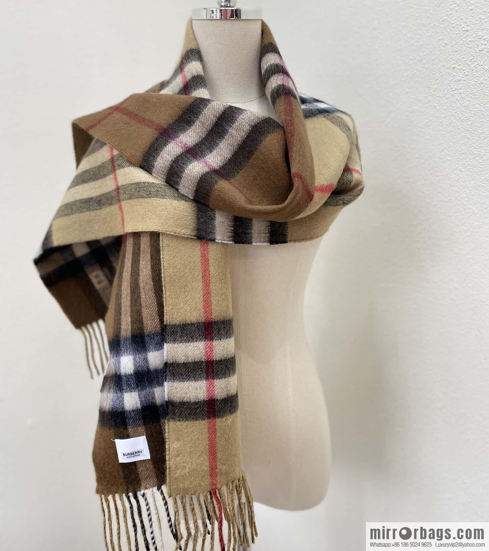 ๐๐๐๐๐๐๐แฆโข two-tone contrast plaid cashmere scarf | | Camel