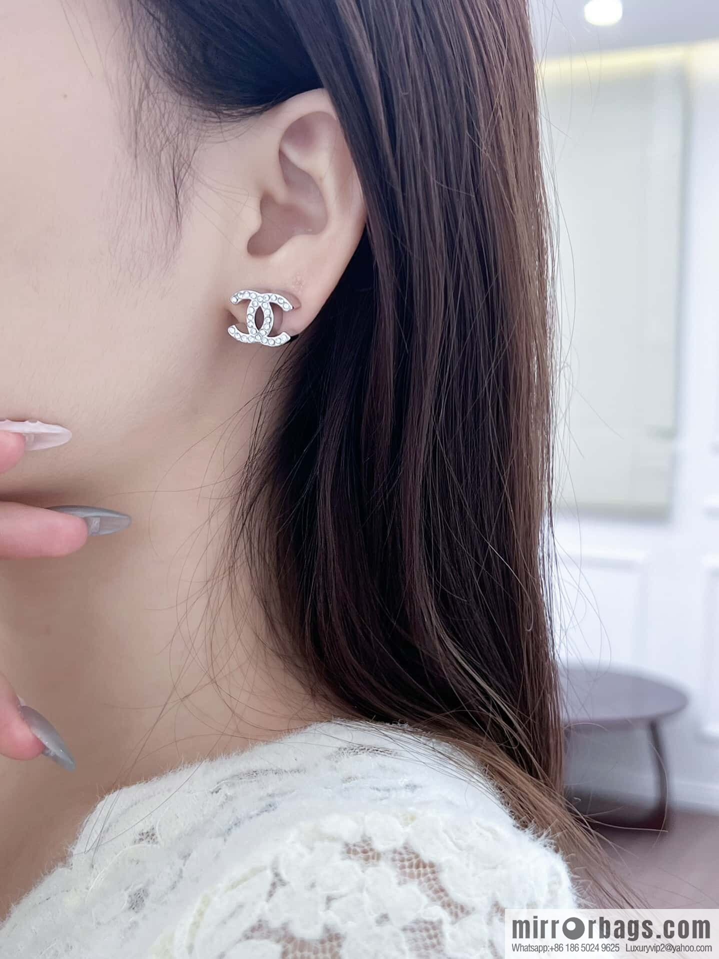 ❗️New ❗️☀️ new ☑️ Chanel C1 double c full diamond stud earrings ☀️