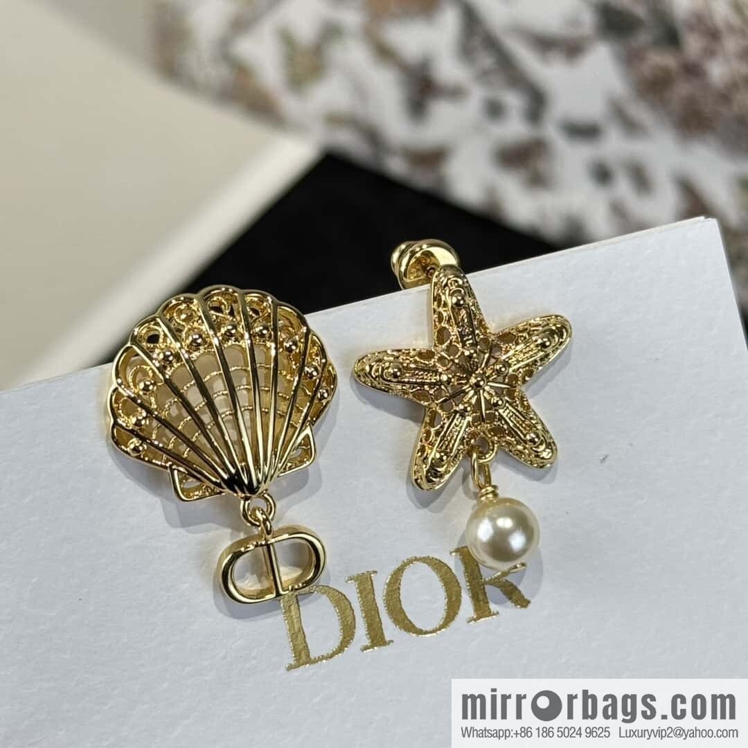 New ☑️ Dior gold shell starfish pearl stud earrings