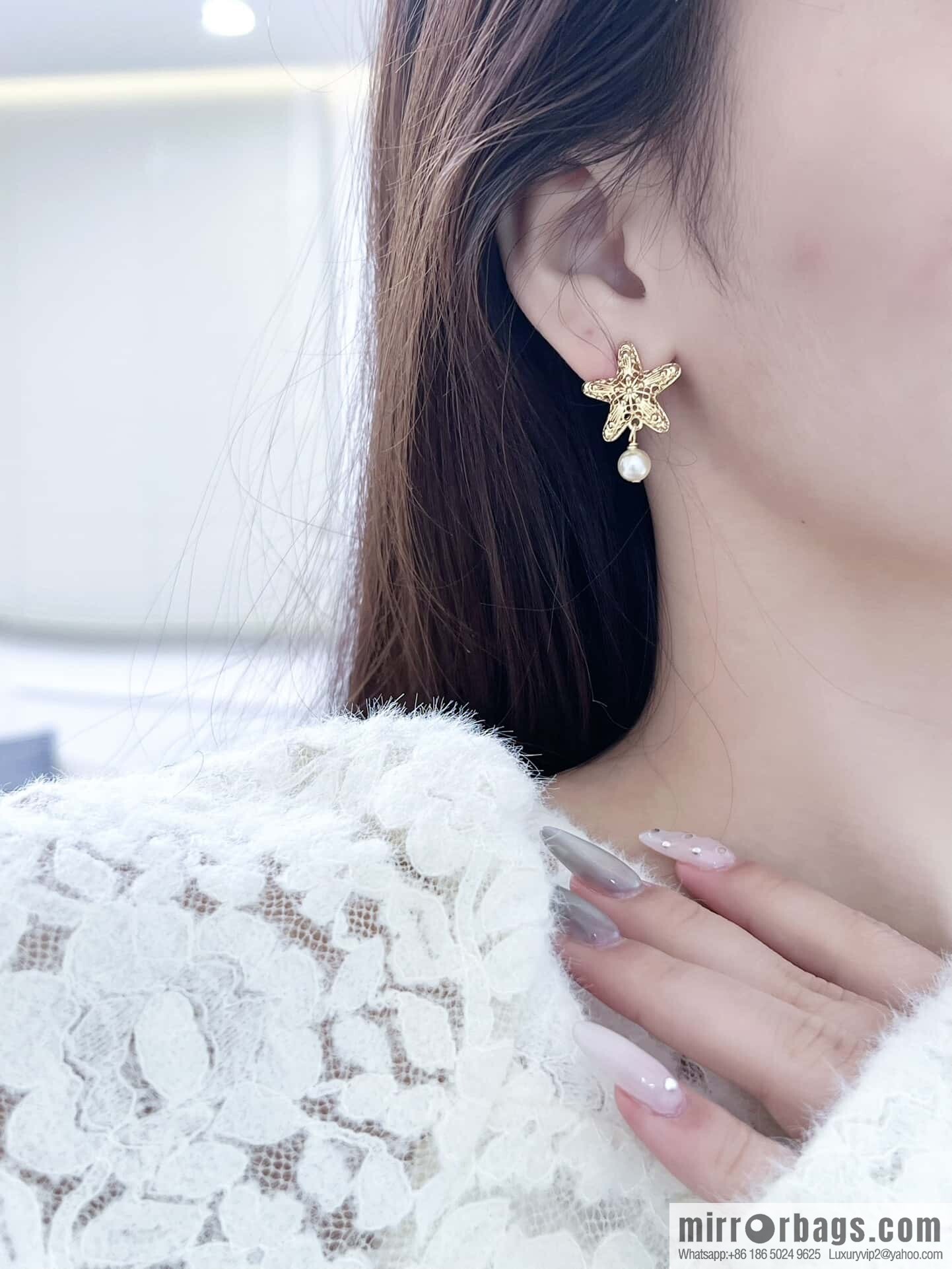 New ☑️ Dior gold shell starfish pearl stud earrings