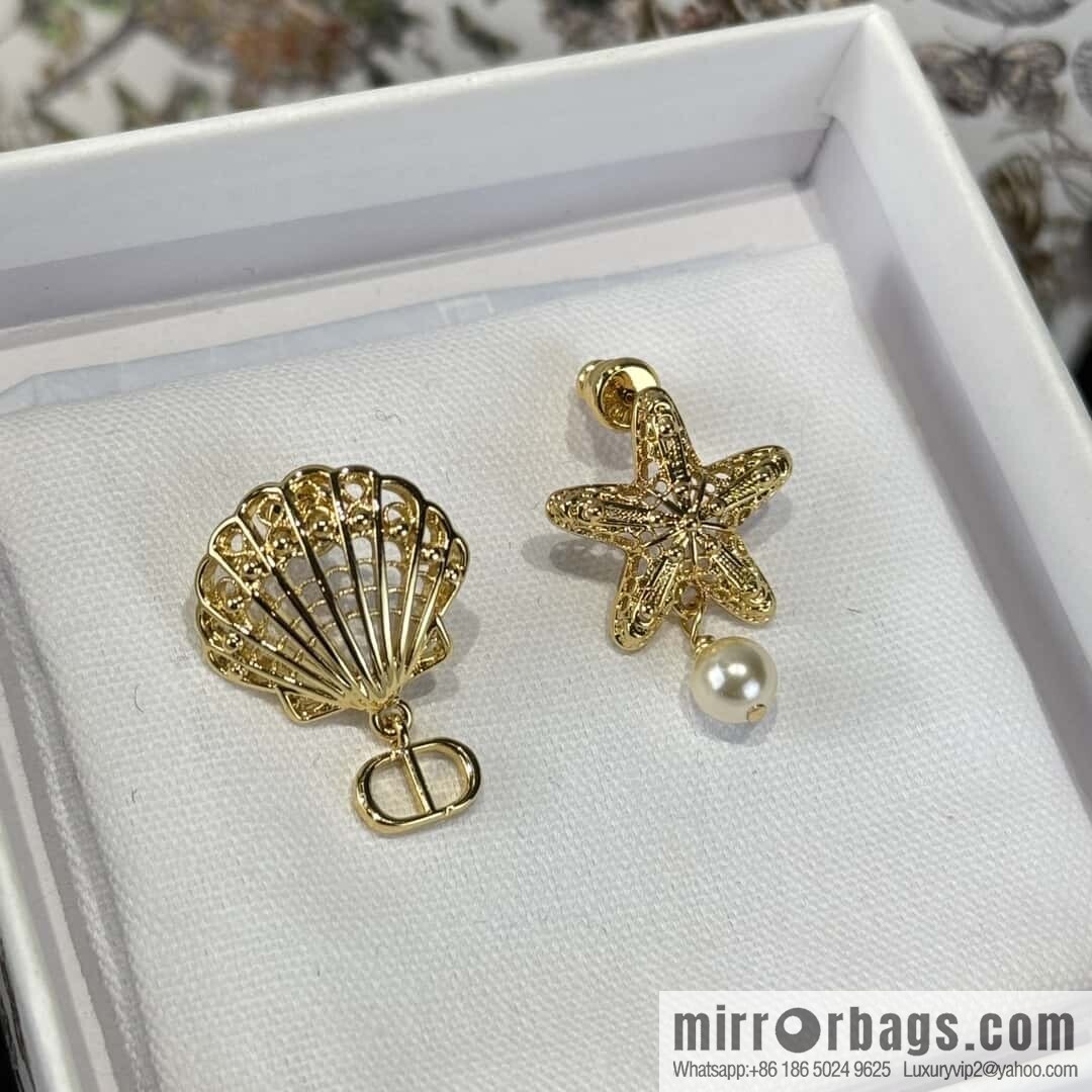 New ☑️ Dior gold shell starfish pearl stud earrings