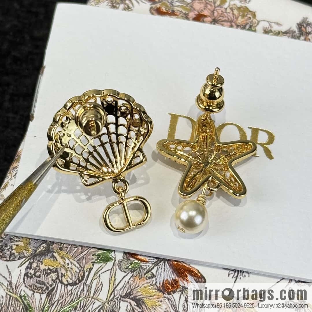 New ☑️ Dior gold shell starfish pearl stud earrings