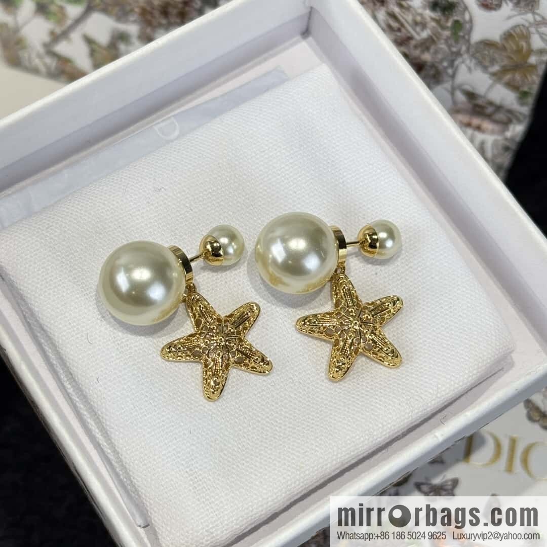 New ☑️ Dior gold starfish size pearl stud earrings