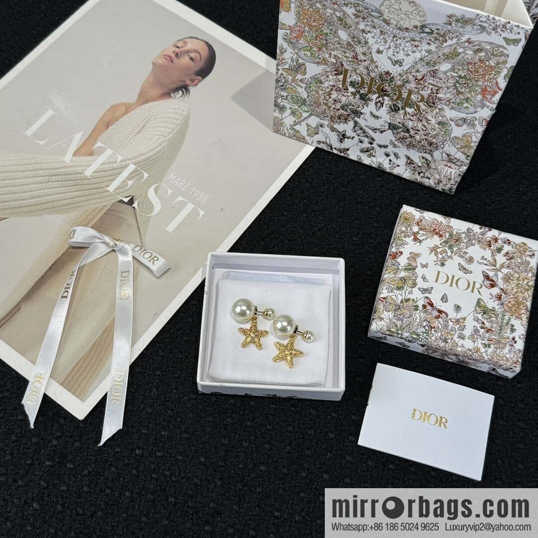 New ☑️ Dior gold starfish size pearl stud earrings