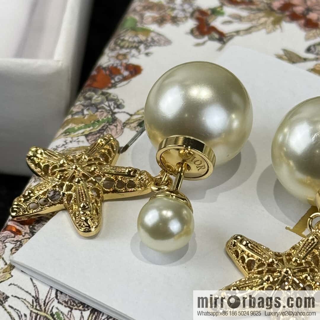 New ☑️ Dior gold starfish size pearl stud earrings