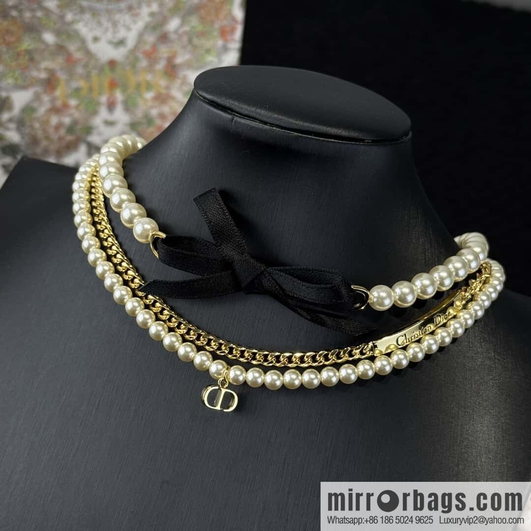 New ☑️ DIOR three-layer pearl bow necklace bracelet