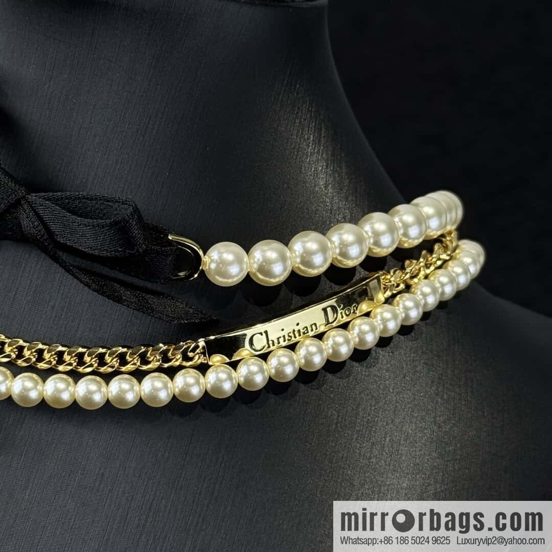 New ☑️ DIOR three-layer pearl bow necklace bracelet