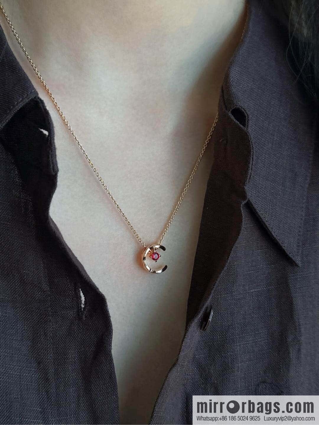 ❗️New ❗️ New ☑️ Chanel coco crush series red diamond water ice moon, moon necklace
