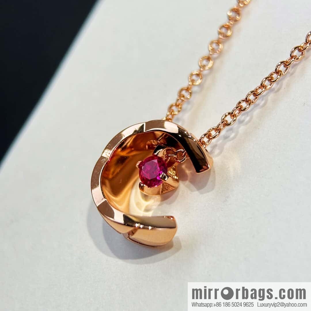 ❗️New ❗️ New ☑️ Chanel coco crush series red diamond water ice moon, moon necklace