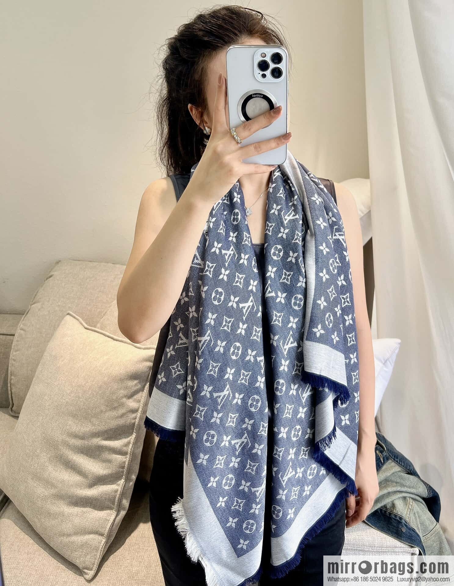 𝐋𝐨𝐮𝐢𝐬 𝐕𝐮𝐢𝐭𝐭𝐨ɴ•『 shine monogram scarf shawl M71376