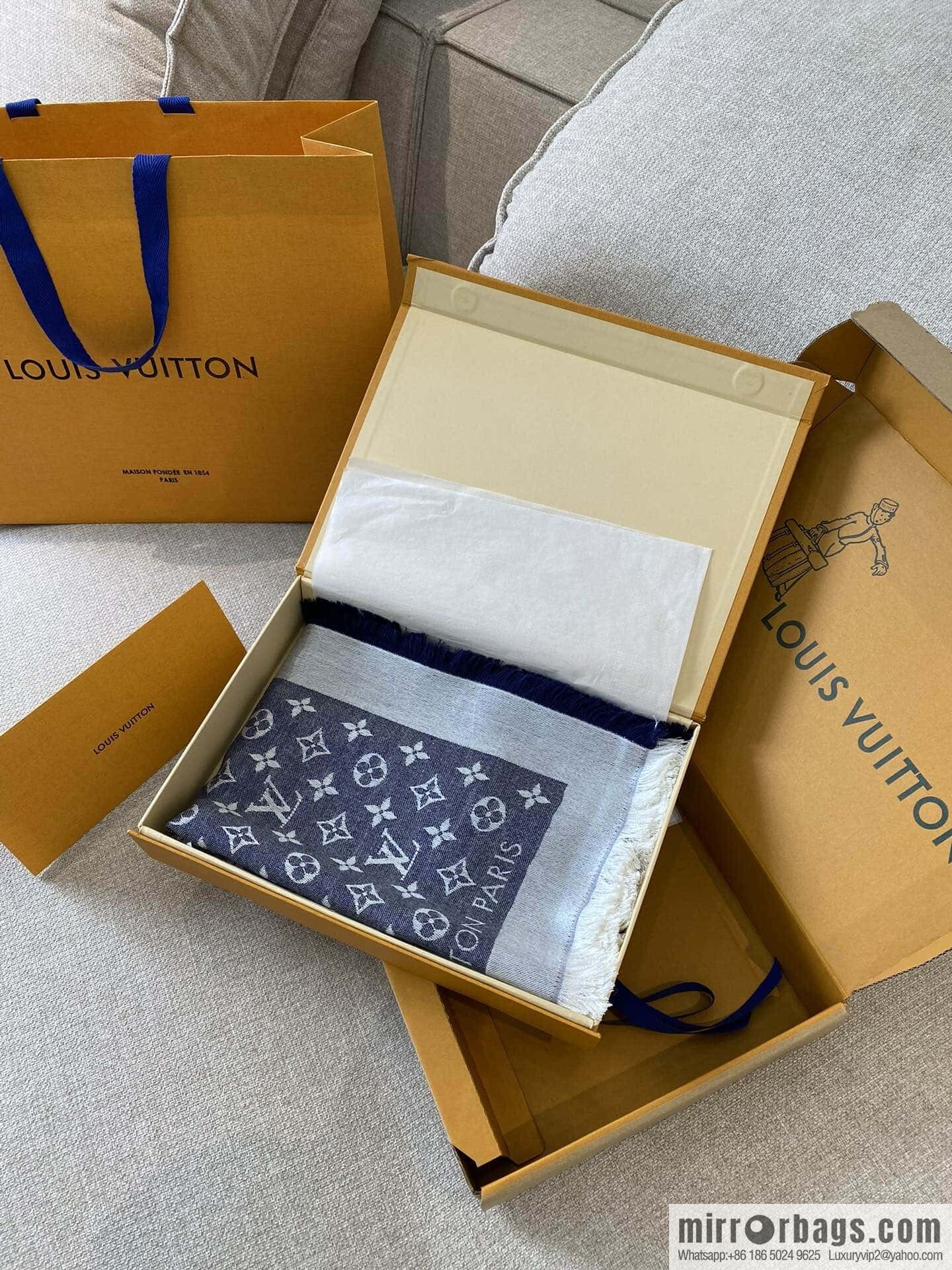 𝐋𝐨𝐮𝐢𝐬 𝐕𝐮𝐢𝐭𝐭𝐨ɴ•『 shine monogram scarf shawl M71376