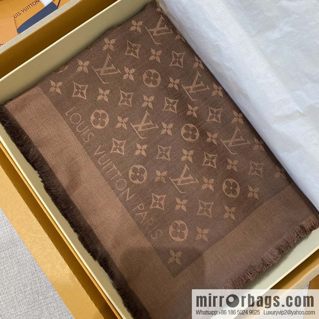 𝐋𝐨𝐮𝐢𝐬 𝐕𝐮𝐢𝐭𝐭𝐨ɴ•『 shine monogram scarf shawl M77357