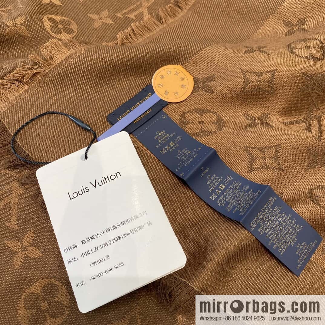 𝐋𝐨𝐮𝐢𝐬 𝐕𝐮𝐢𝐭𝐭𝐨ɴ•『 shine monogram scarf shawl M77357