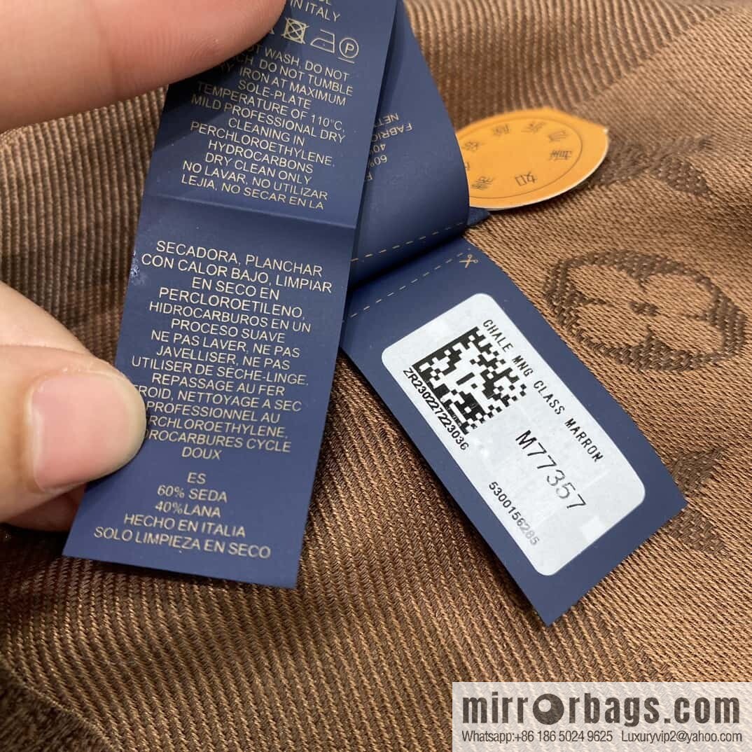 𝐋𝐨𝐮𝐢𝐬 𝐕𝐮𝐢𝐭𝐭𝐨ɴ•『 shine monogram scarf shawl M77357