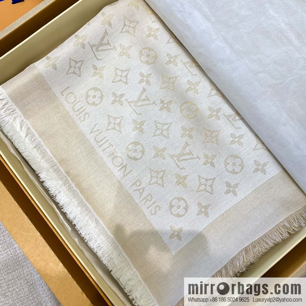 ๐๐จ๐ฎ๐ข๐ฌ ๐๐ฎ๐ข๐ญ๐ญ๐จษดโขใ so shine monogram m74026