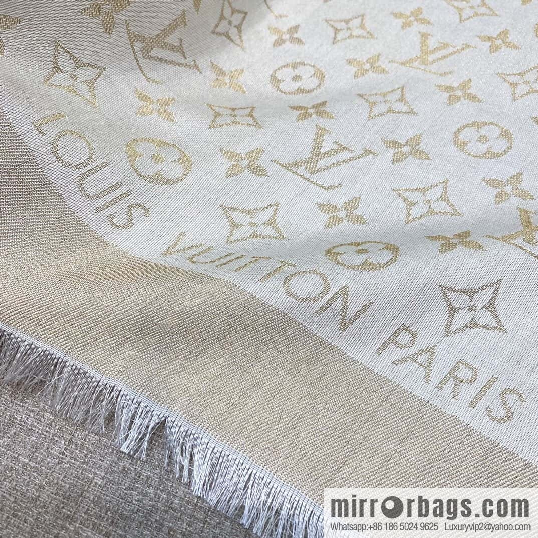 ๐๐จ๐ฎ๐ข๐ฌ ๐๐ฎ๐ข๐ญ๐ญ๐จษดโขใ so shine monogram m74026