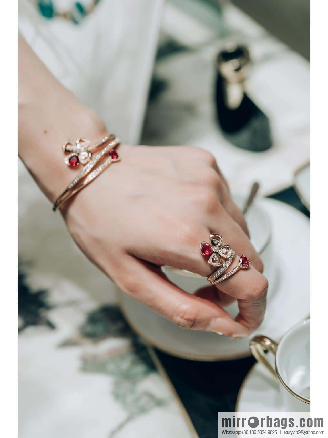 ❗️New ❗️ ☀ BVLGARI DIVAS'DREAM Ruby Clover Bracelet Bracelet ☀️