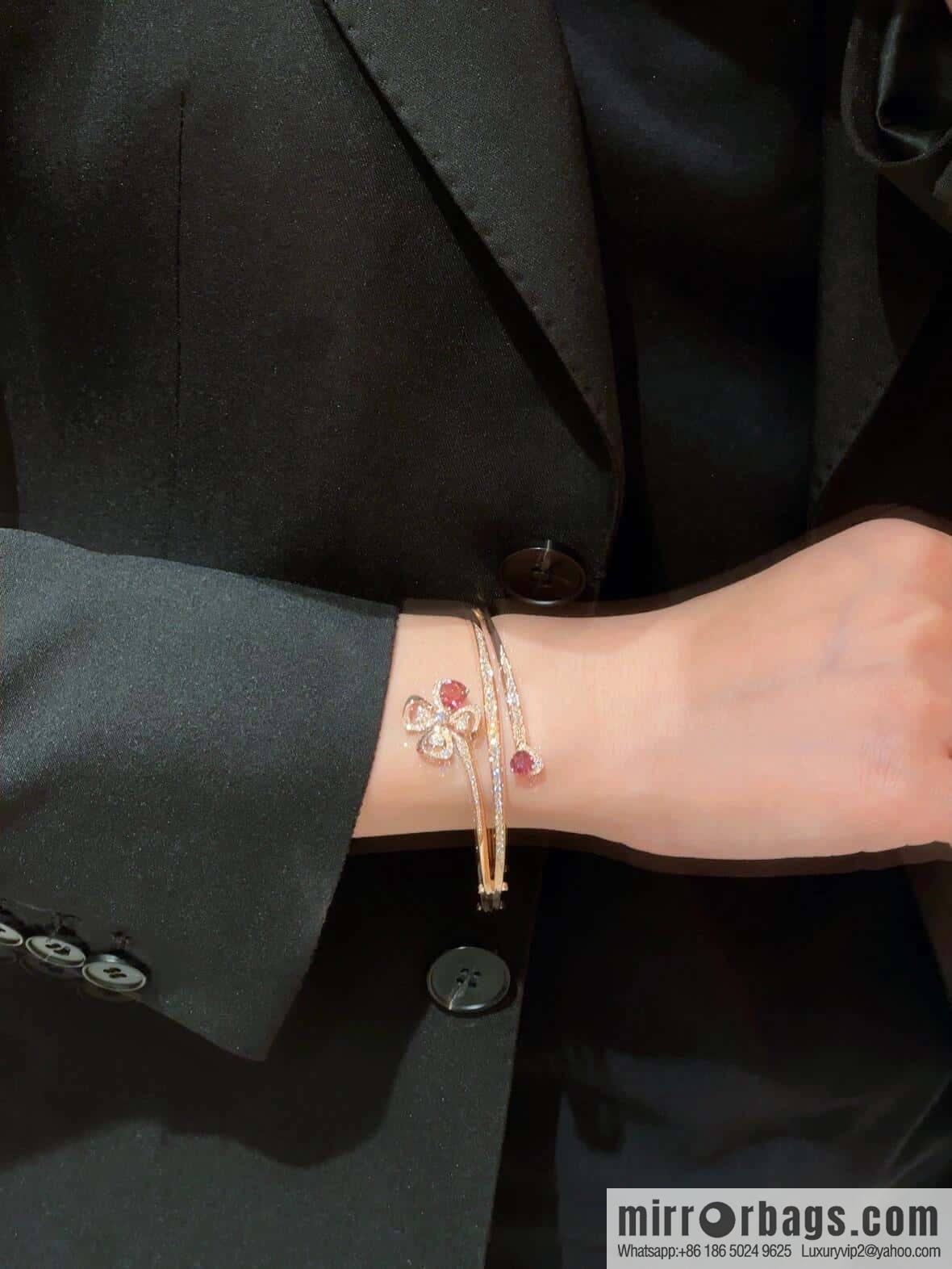 ❗️New ❗️ ☀ BVLGARI DIVAS'DREAM Ruby Clover Bracelet Bracelet ☀️