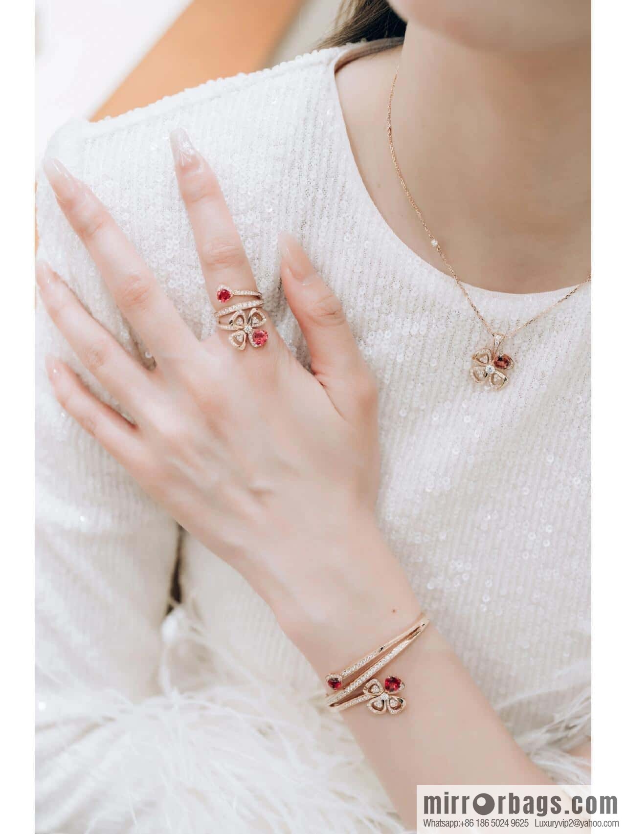 ❗️New ❗️ ☀ BVLGARI DIVAS'DREAM Ruby Clover Necklace ☀️