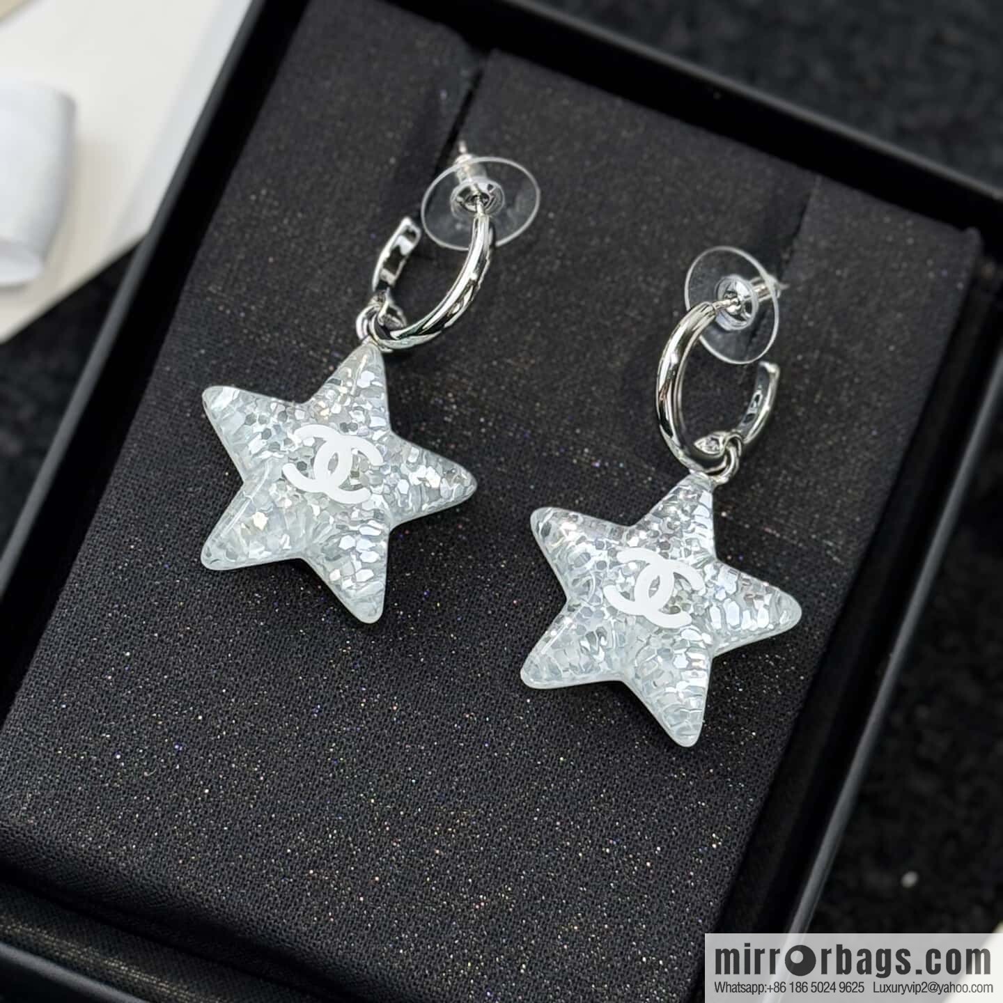 ❗️New ❗️☀️ New ☑️ Chanel double c acrylic five-pointed star stud earrings ☀️