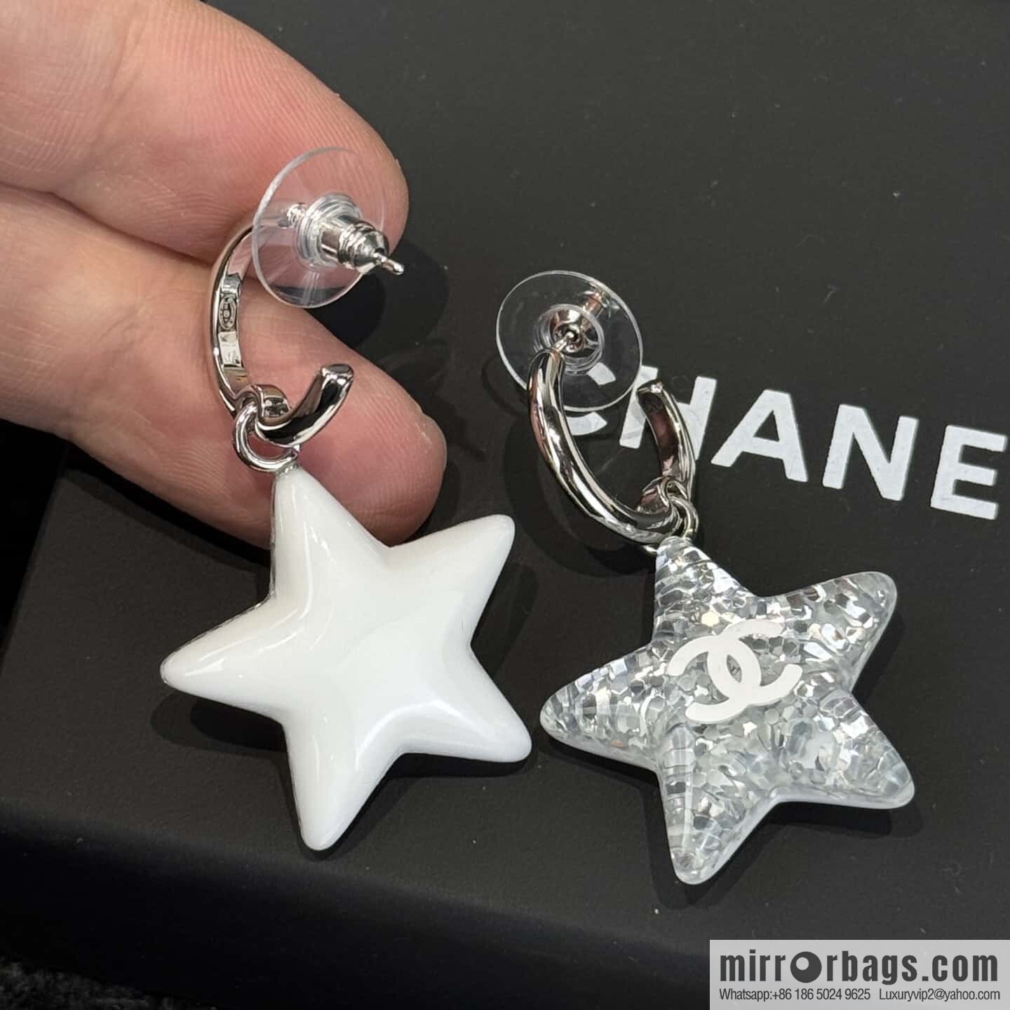 ❗️New ❗️☀️ New ☑️ Chanel double c acrylic five-pointed star stud earrings ☀️