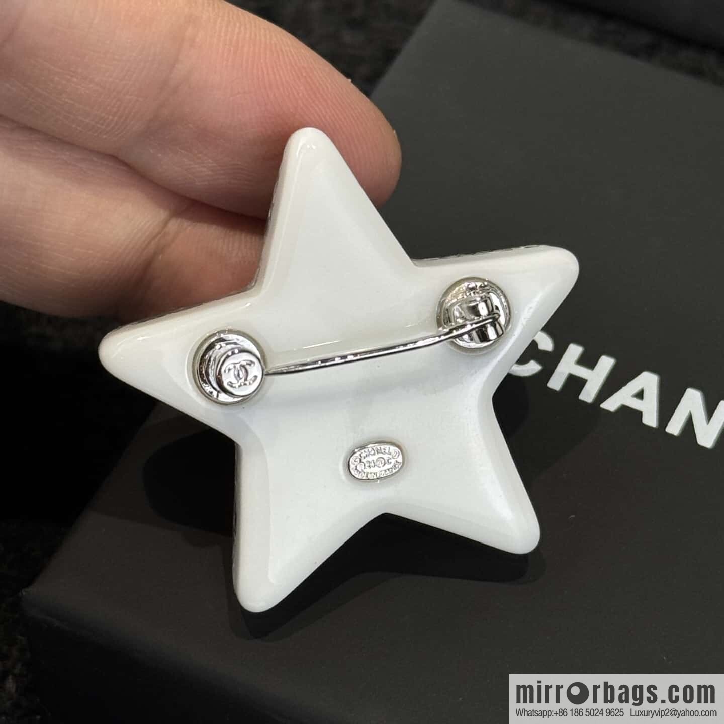 ❗️New ❗️☀️ New ☑️ Chanel Double C Acrylic Pentagram Star Brooch ☀️