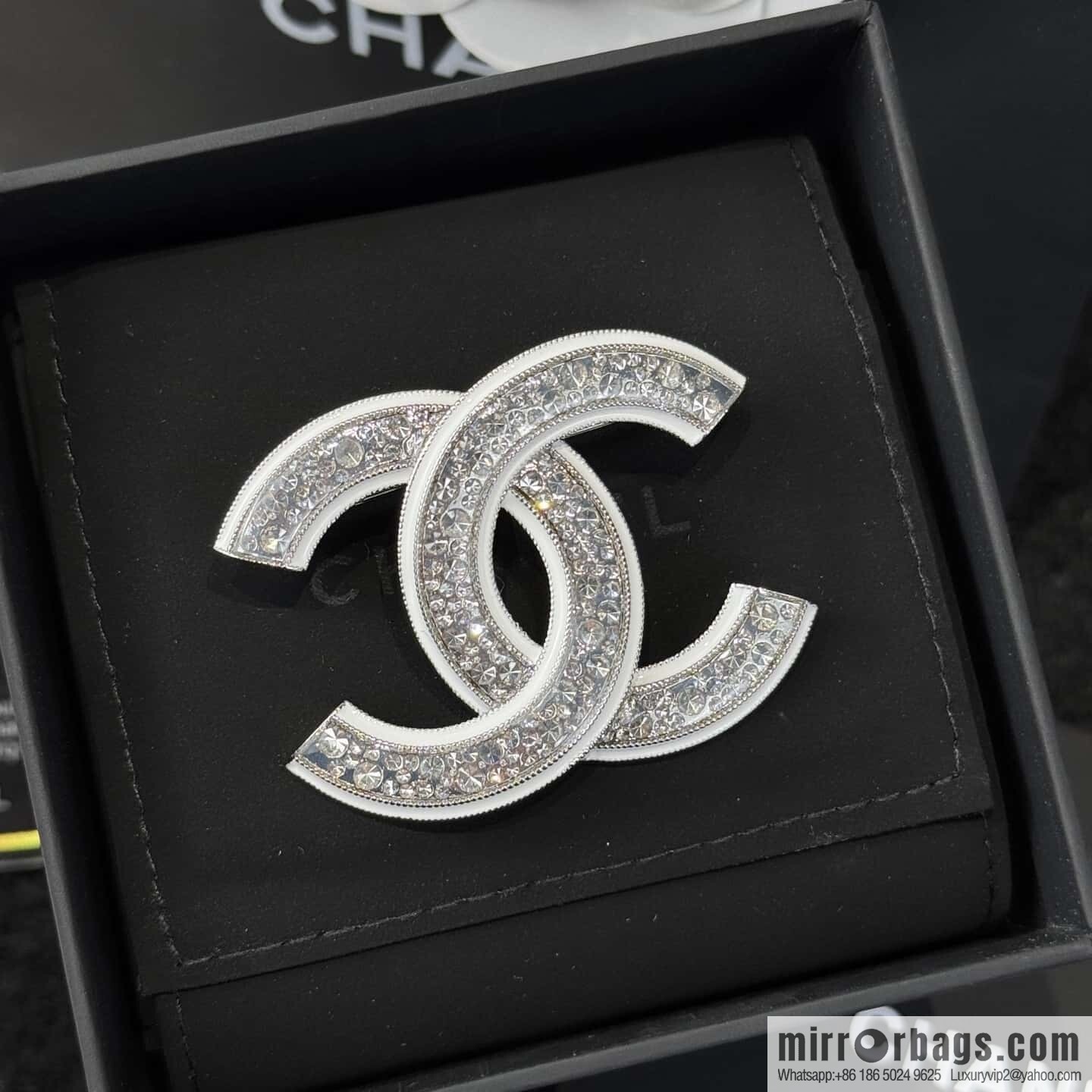 ❗️New ❗️ Chanel brooch ☀️ new ☑️ Chanel double c brooch ☀️