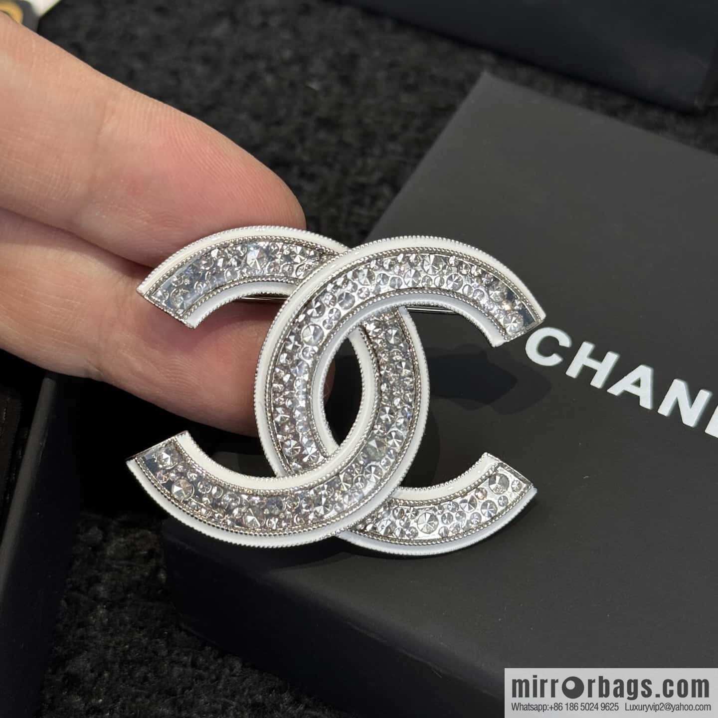 ❗️New ❗️ Chanel brooch ☀️ new ☑️ Chanel double c brooch ☀️