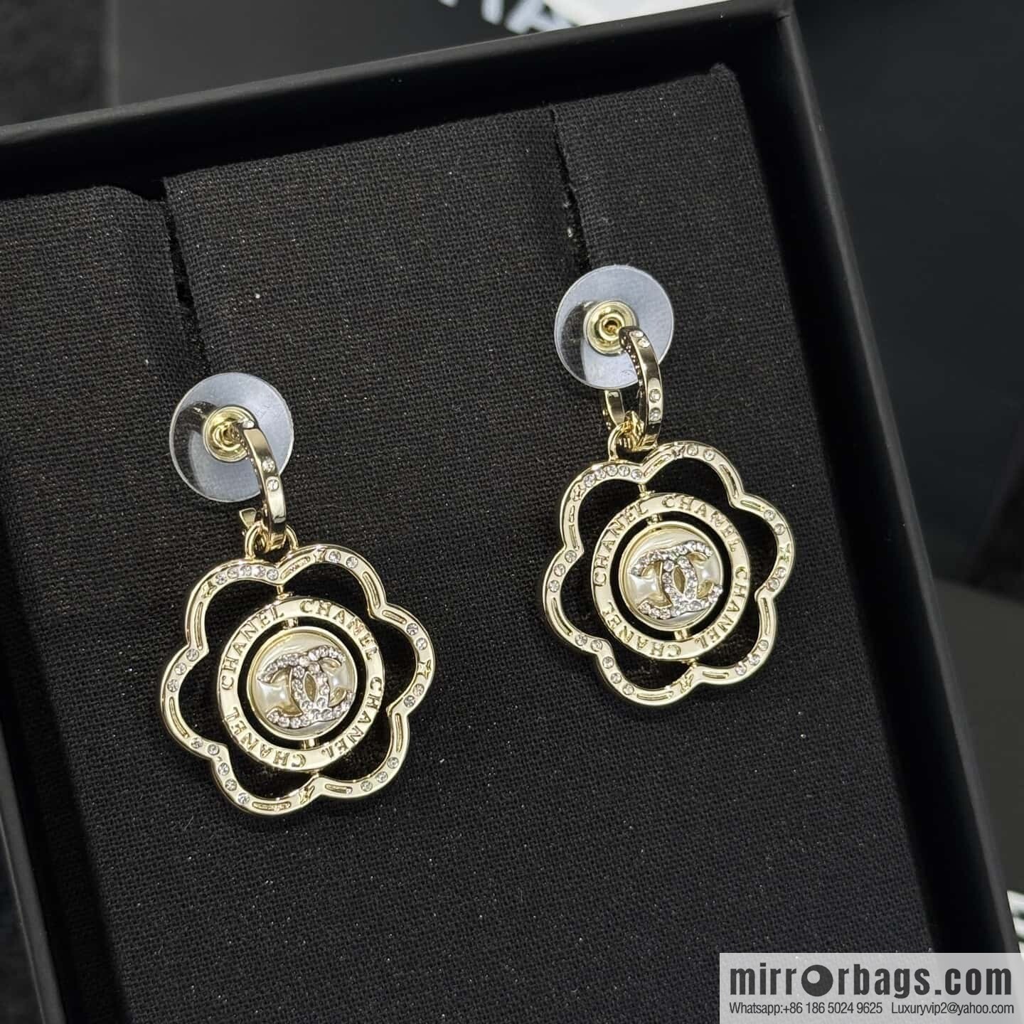 ❗️New ❗️ ☀️ new ☑️ chanel c2 double c flower stud earrings ☀️