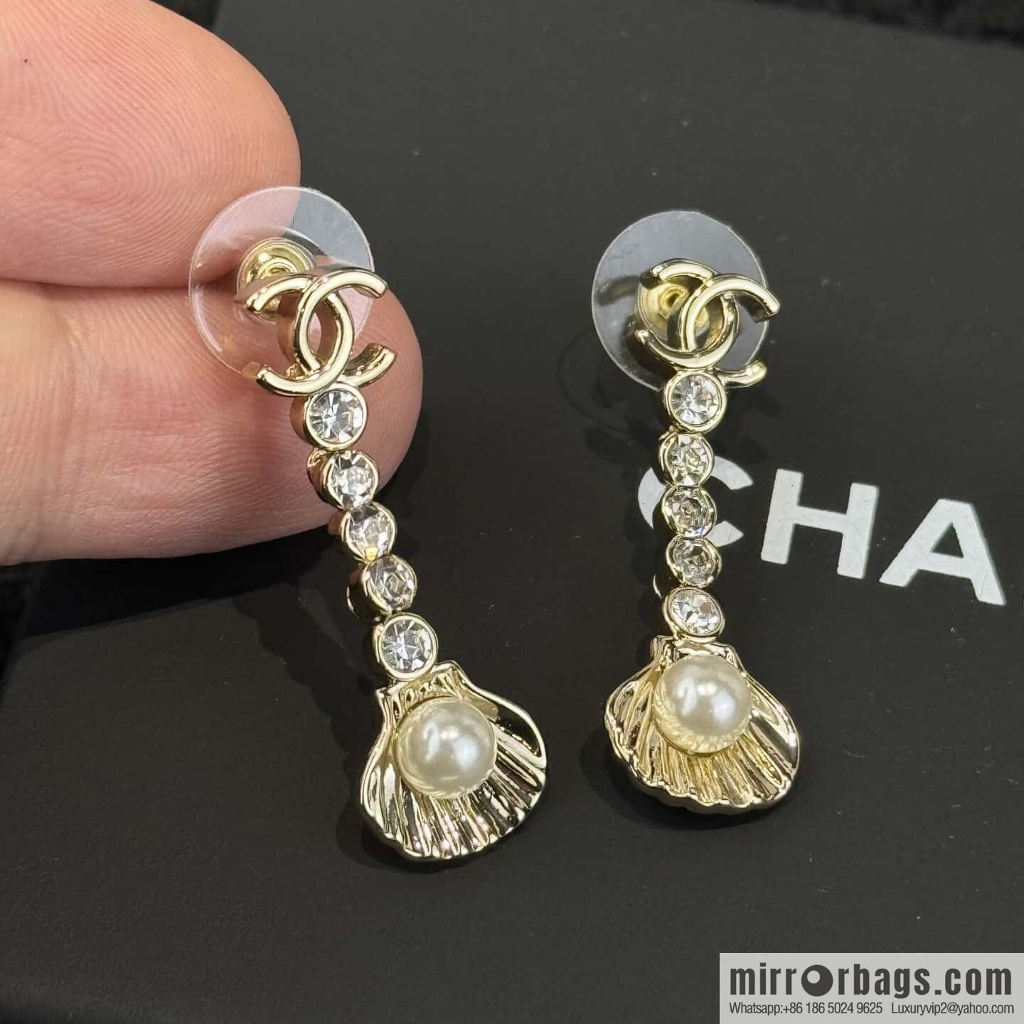 ❗️New ❗️☀️ new ☑️ chanel c2 double c shell stud earrings ☀️