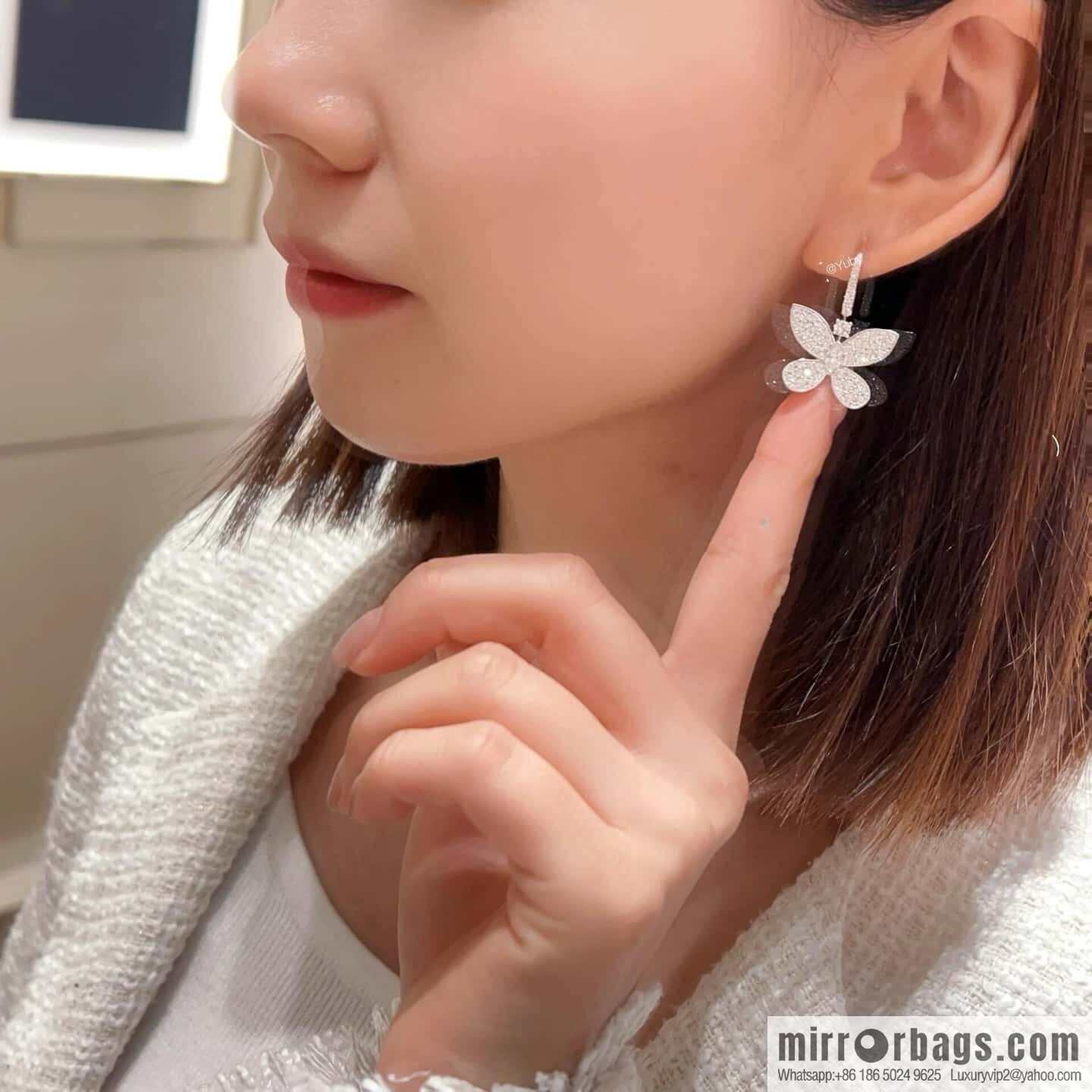 ❗️New ❗️ GRAFF butterfly diamond stud earrings