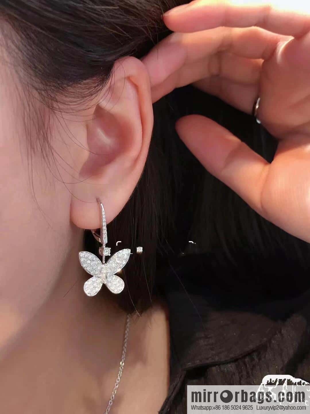❗️New ❗️ GRAFF butterfly diamond stud earrings