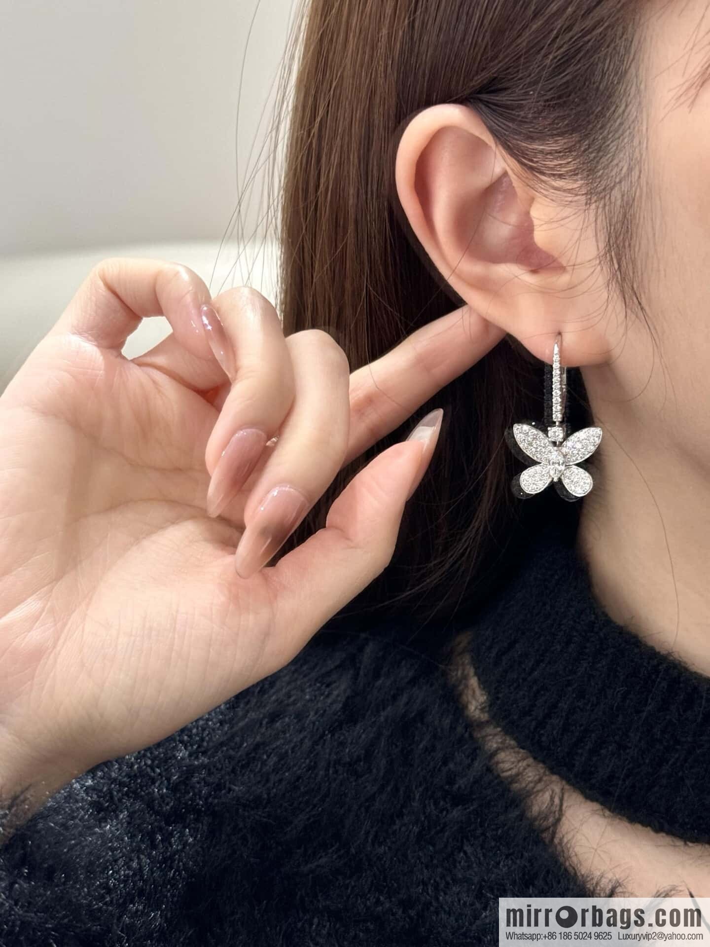 ❗️New ❗️ GRAFF butterfly diamond stud earrings