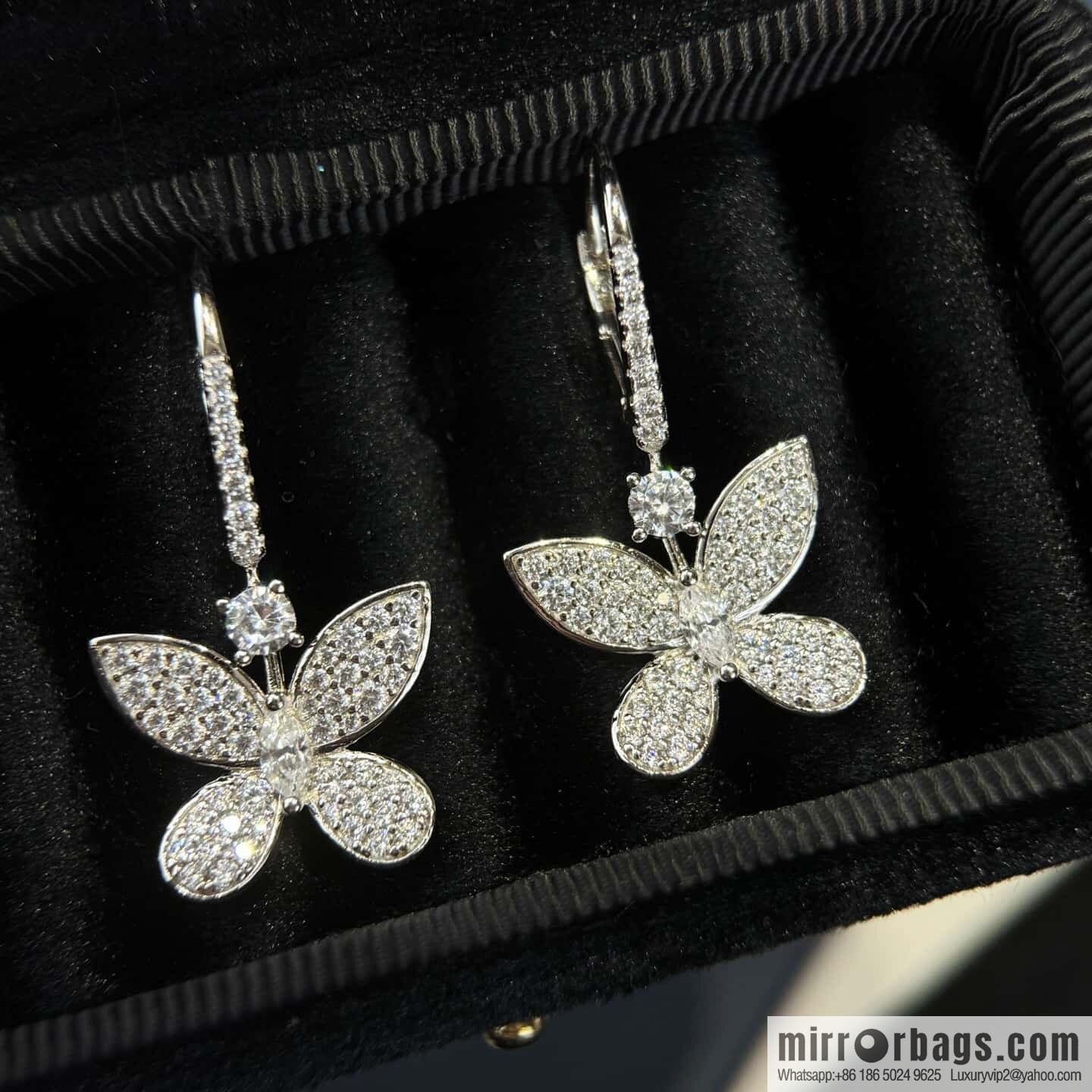 ❗️New ❗️ GRAFF butterfly diamond stud earrings